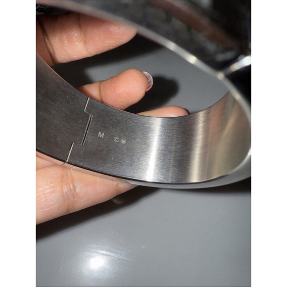 AUTHENTIC SWAROVSKI Intervalle Wide Bracelet Large - Picture 4 of 6